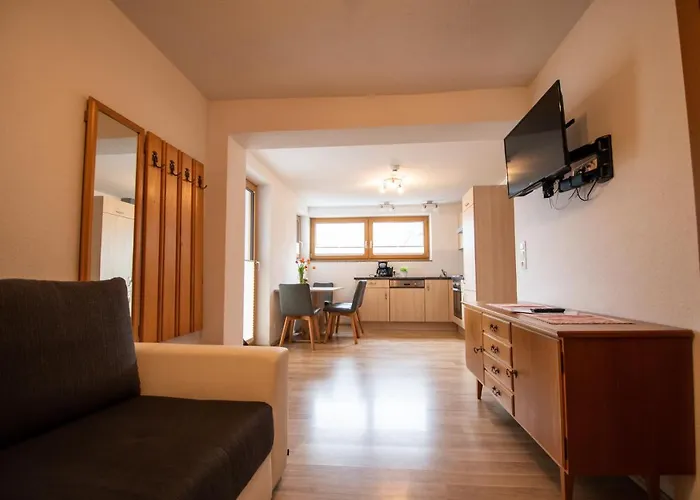 Haus Raggl Apartamento Landeck